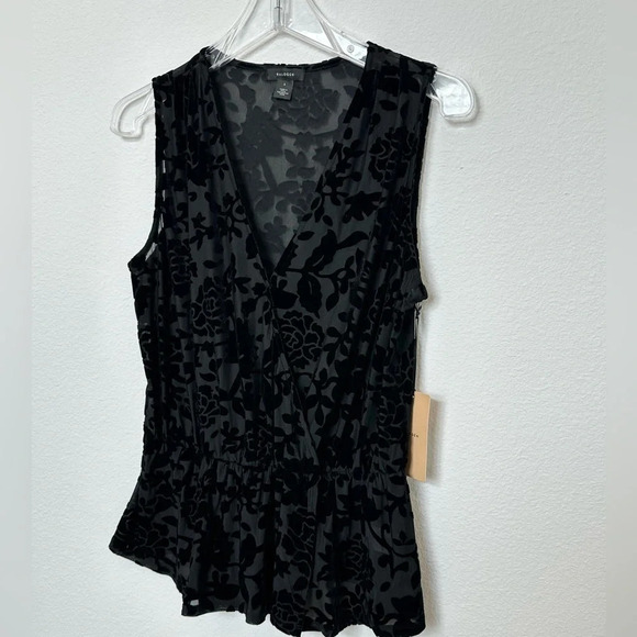 NWT Halogen Black Flocked Sleeveless Floral Top Size Small - Picture 2 of 10